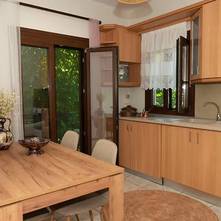 Laskaridis Traditional House Панагия